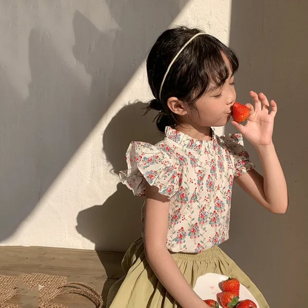 Summer 2024 Little Girls T-shirt Cotton Fly Sleeve Ruffle Collar Babys Girls Blouse Loose Floral Printed Children Girls T-shirts